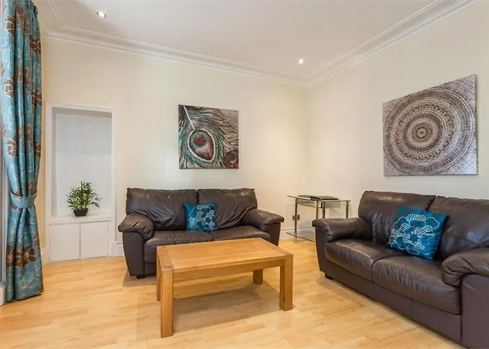 Chapel Street 42B First Floor 1-Bedroom Apartment, Aberdeen City Center