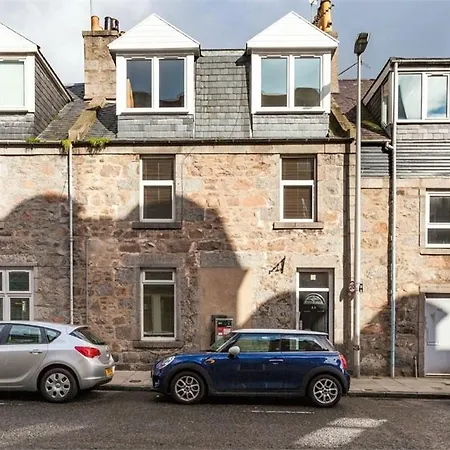 Chapel Street 42B First Floor 1-Bedroom Apartment, Aberdeen City Center Экстерьер фото
